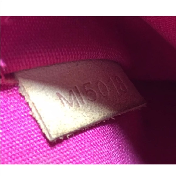 ‼️MONEY FOR DONATIONS‼️Authentic LV Bag - Picture 6 of 8